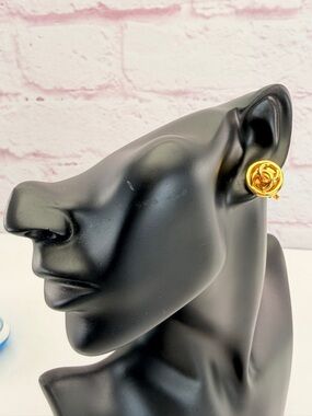 Chanel Gold Plated Vintage CC Small Studs Clip Ons Earrings